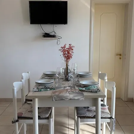 04 Aipali - 700m Dal Mare Con Veranda Torre Pali
